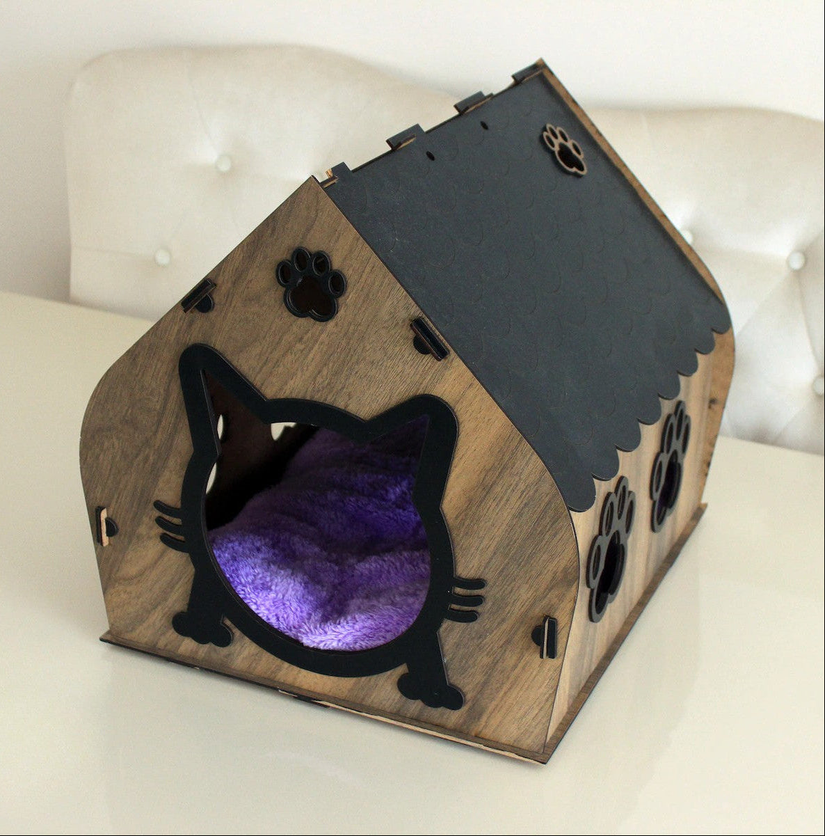 منزل القطط الدافئ